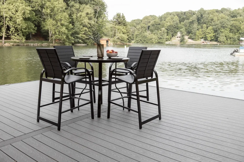 Murphy Aluminum + Poly Collection