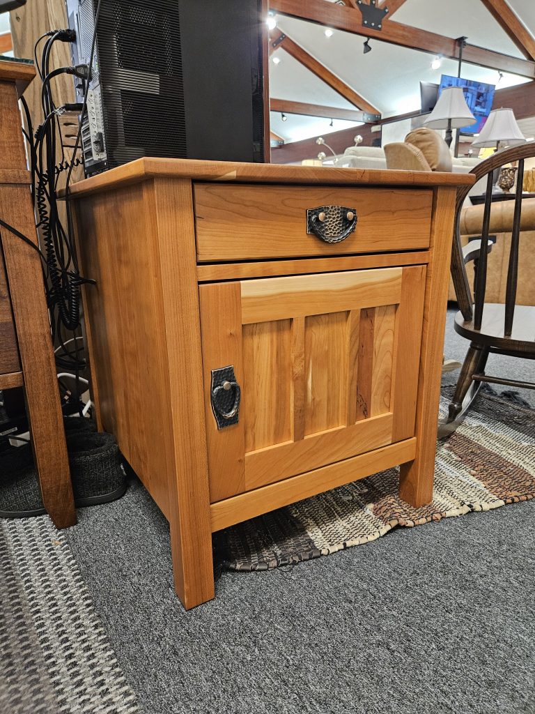 Liberty Mission Enclosed End Table