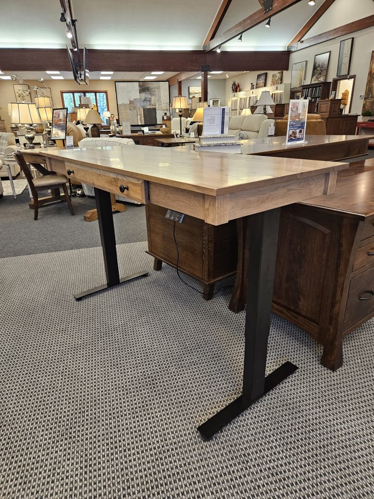 Hampton Lift Desk