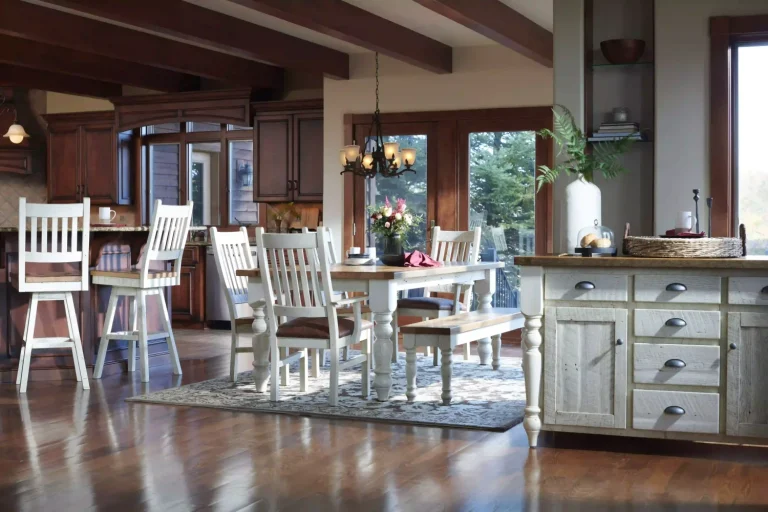 Farmhouse Dining Collectoin