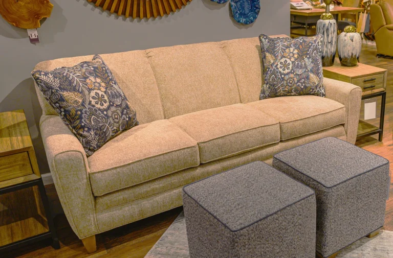 Style 225 Sofa