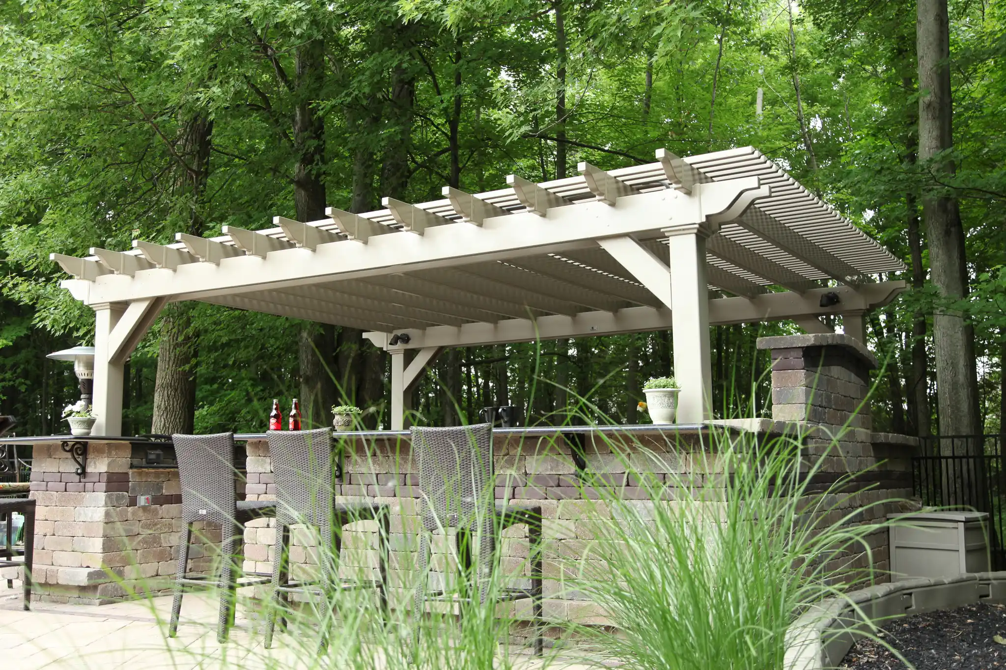 Urbana Vinyl Pergola from Berlin Gardens - Urbana Vinyl Pergola from Berlin Gardens - 191-URBANA